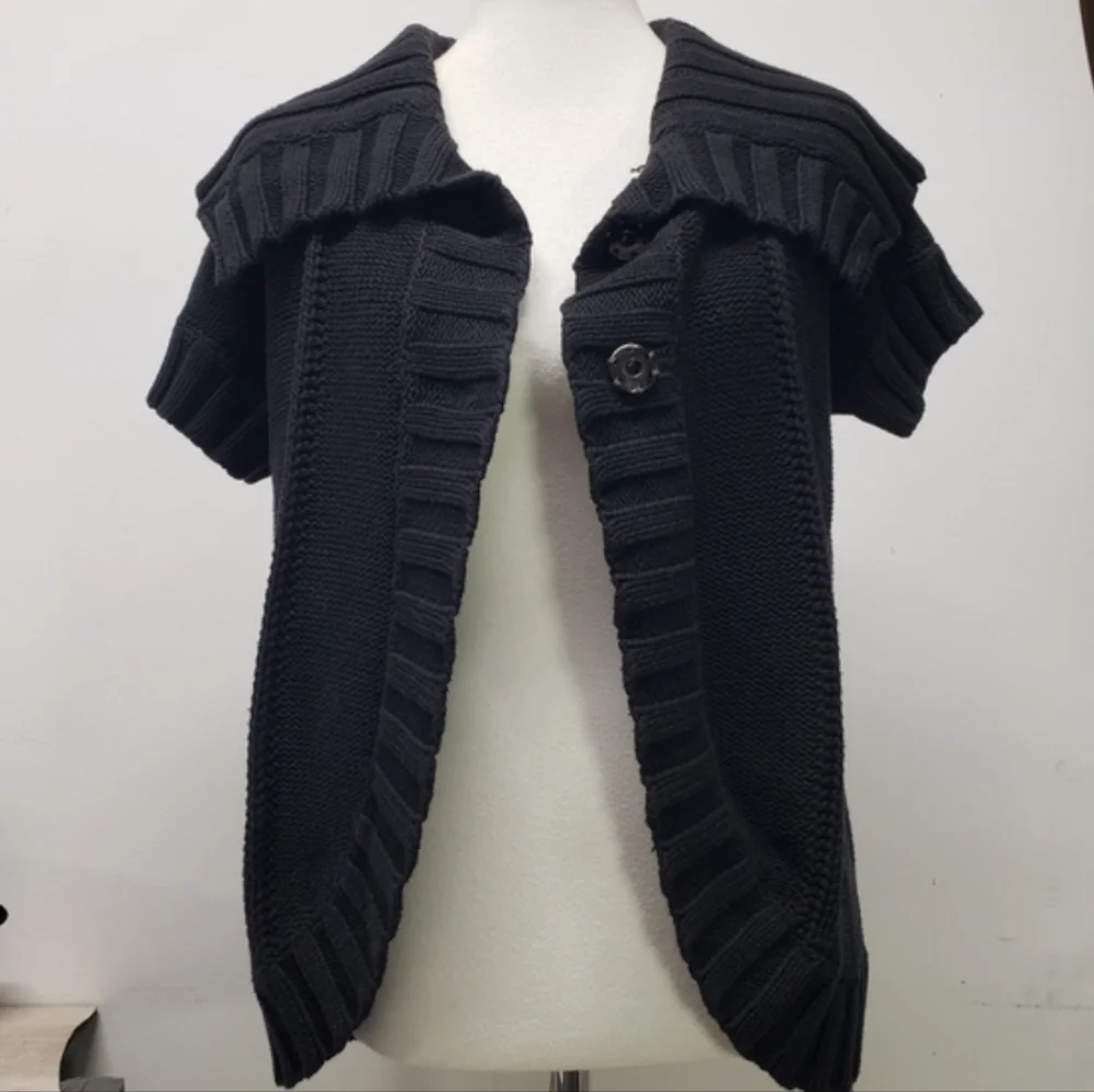 Kenneth Cole Reaction Black Ribbed Knit Short Sleeve Cardigan Sweater Size S Y2K - Picture 13 of 13